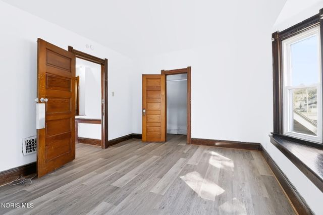 2421 Fulton Street, Toledo, OH 43620