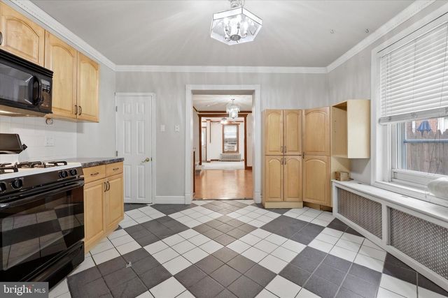 104 MAPLE ST, Conshohocken, PA 19428