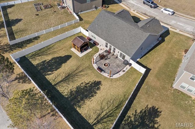 225 Kenley Court, Belleville, IL 62220