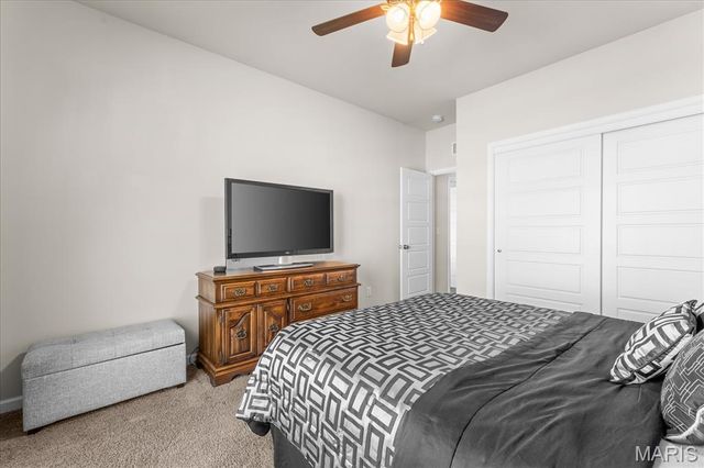 225 Kenley Court, Belleville, IL 62220