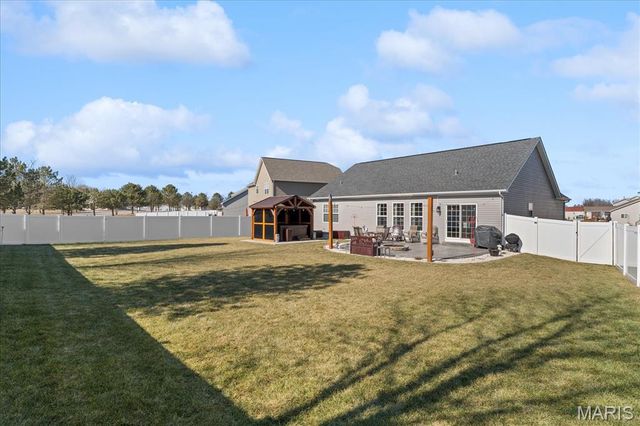 225 Kenley Court, Belleville, IL 62220