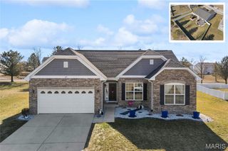 225 Kenley Court, Belleville, IL 62220