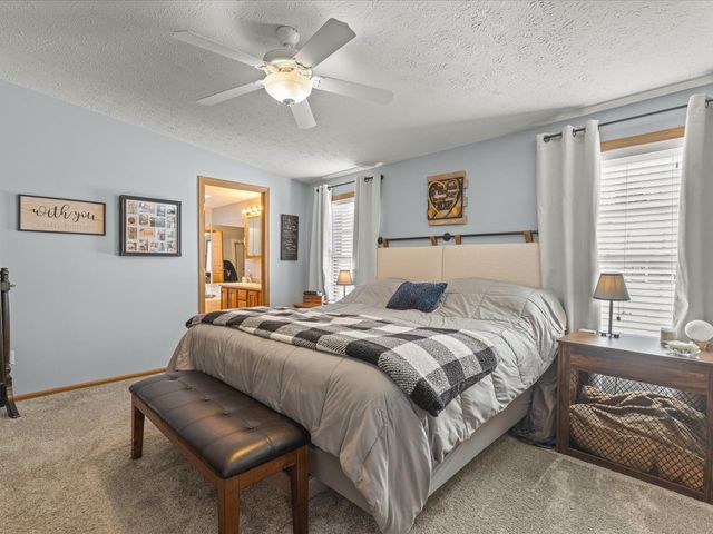 5644 Buttercup Lane, Machesney Park, IL 61115