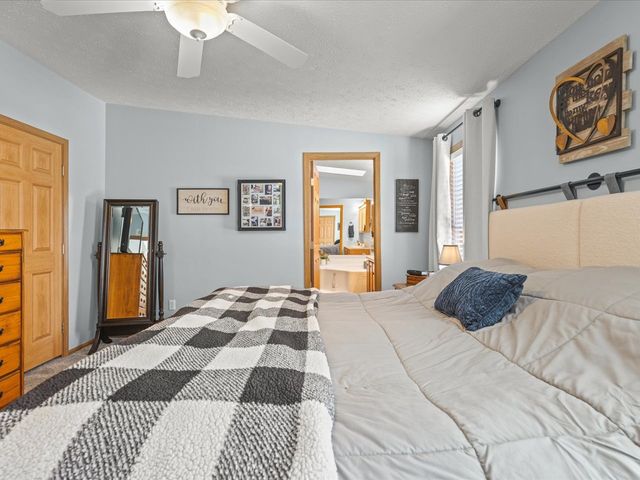 5644 Buttercup Lane, Machesney Park, IL 61115