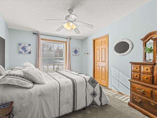 5644 Buttercup Lane, Machesney Park, IL 61115