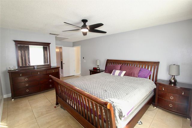 12618 RINGWOOD AVENUE, Orlando, FL 32837