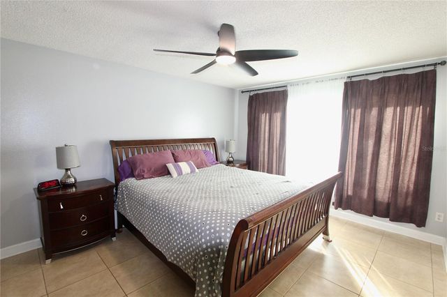 12618 RINGWOOD AVENUE, Orlando, FL 32837