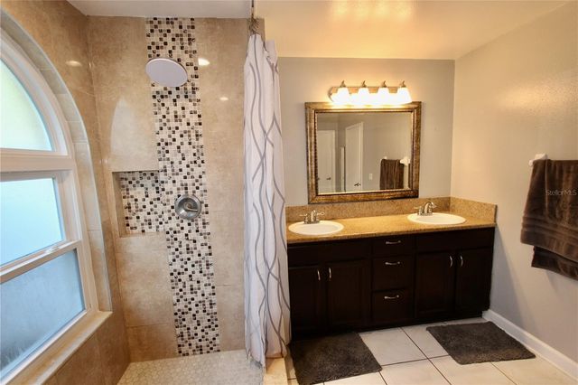 12618 RINGWOOD AVENUE, Orlando, FL 32837