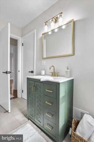 10 LINDEN BLVD, Middletown, MD 21769