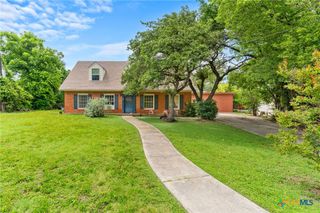 609 Oakhill Drive, Killeen, TX 76541