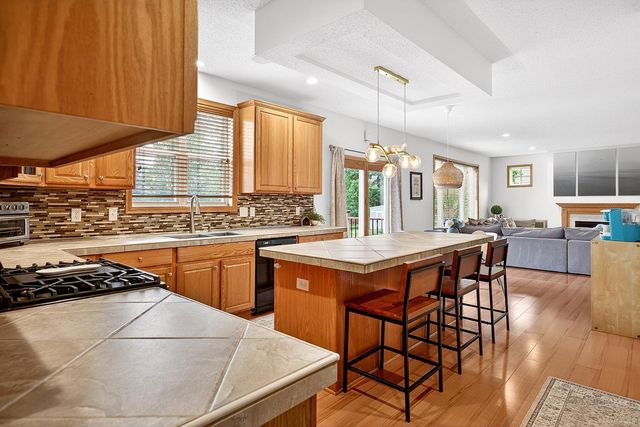9400 Glacier Road, Minnetrista, MN 55375