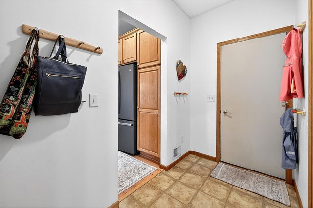 9400 Glacier Road, Minnetrista, MN 55375