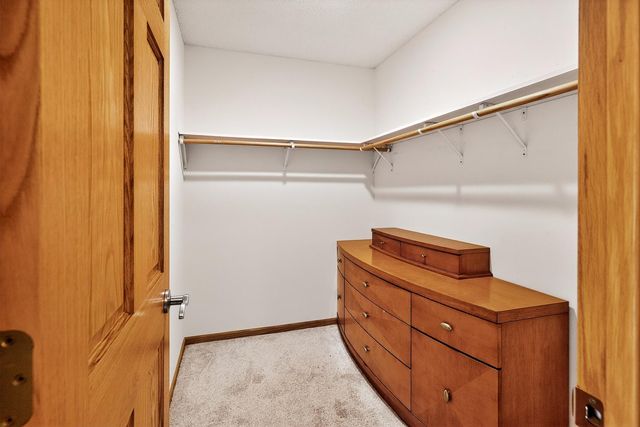 9400 Glacier Road, Minnetrista, MN 55375