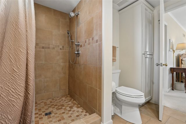 7254 Wilshire Boulevard, Windsor Heights, IA 50324