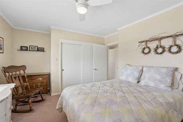 7254 Wilshire Boulevard, Windsor Heights, IA 50324