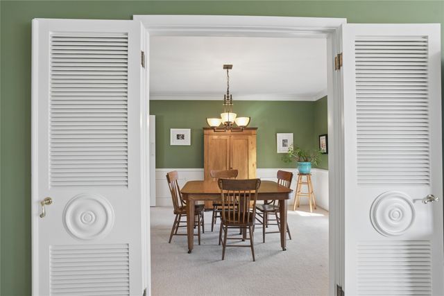 7254 Wilshire Boulevard, Windsor Heights, IA 50324