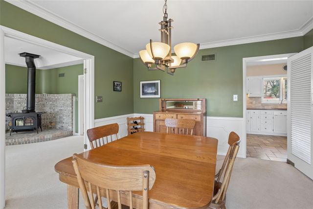 7254 Wilshire Boulevard, Windsor Heights, IA 50324