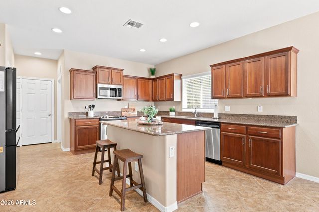 5349 W MOLLY Lane, Phoenix, AZ 85083