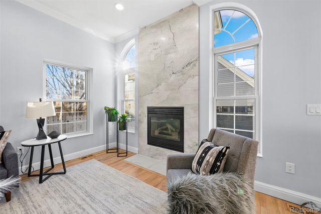 870 Davis Avenue, Birmingham, MI 48009