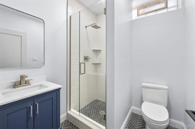 870 Davis Avenue, Birmingham, MI 48009