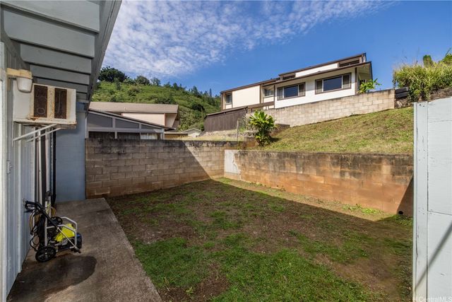 1787 Lanikeha Way, Pearl City, HI 96782