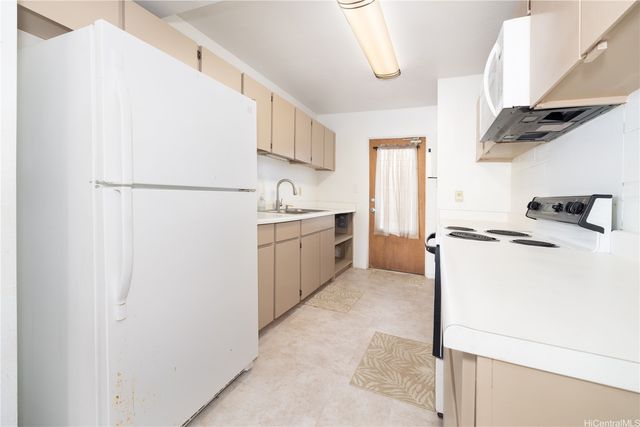 1787 Lanikeha Way, Pearl City, HI 96782