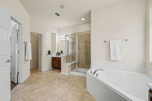 1041 Crystal Lake Drive, Frisco, TX 75036