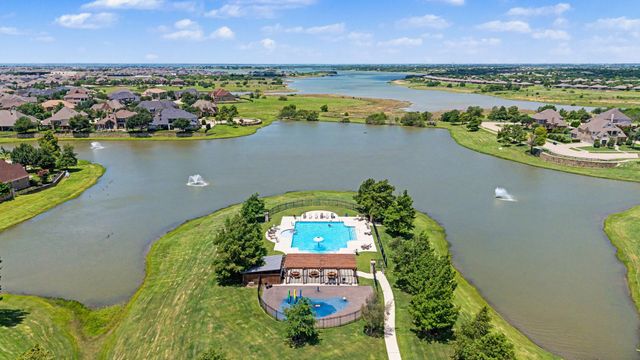 1041 Crystal Lake Drive, Frisco, TX 75036