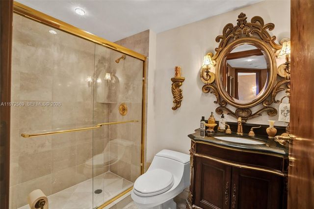 17555 Collins Avenue 1701, Sunny Isles Beach, FL 33160