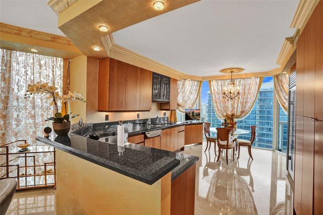17555 Collins Avenue 1701, Sunny Isles Beach, FL 33160