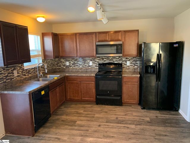 4 Jones Creek Circle, Greer, SC 29650