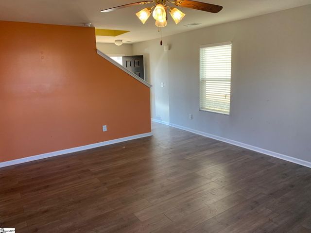 4 Jones Creek Circle, Greer, SC 29650