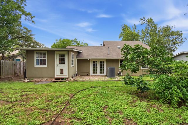 4011 Hillside DR, Round Rock, TX 78681