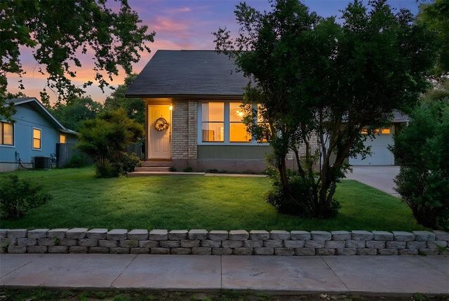 4011 Hillside DR, Round Rock, TX 78681