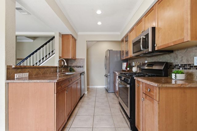 4011 Hillside DR, Round Rock, TX 78681