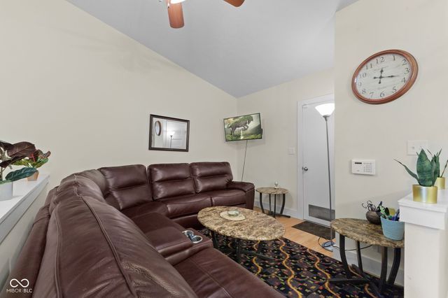 3878 S Laurel Court, Bloomington, IN 47401