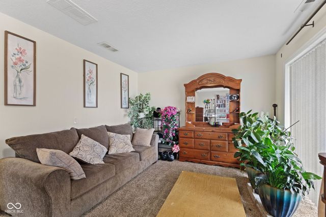 3878 S Laurel Court, Bloomington, IN 47401