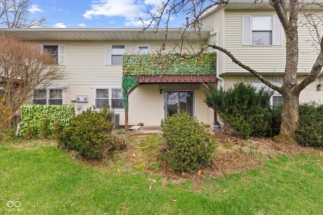 3878 S Laurel Court, Bloomington, IN 47401