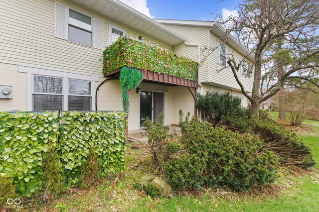 3878 S Laurel Court, Bloomington, IN 47401