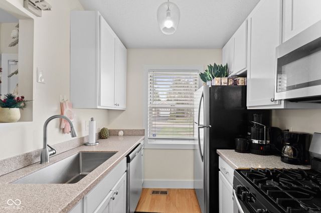 3878 S Laurel Court, Bloomington, IN 47401