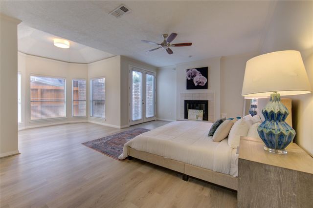 714 Last Arrow Drive, Houston, TX 77079