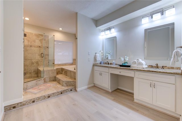 714 Last Arrow Drive, Houston, TX 77079