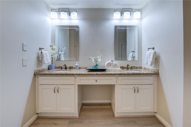 714 Last Arrow Drive, Houston, TX 77079