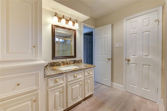 714 Last Arrow Drive, Houston, TX 77079