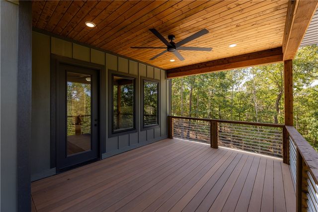 48 Chatburn Drive, Bella Vista, AR 72715