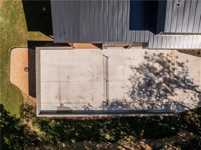 48 Chatburn Drive, Bella Vista, AR 72715