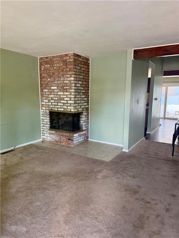 6575 W 49TH Street, Mission, KS 66202