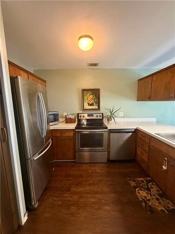 6575 W 49TH Street, Mission, KS 66202