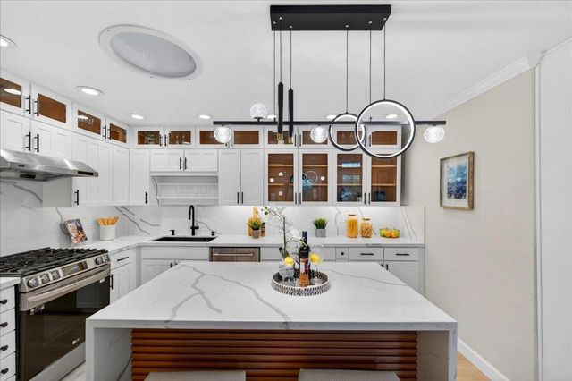 5841 Santa Teresa Boulevard, San Jose, CA 95123