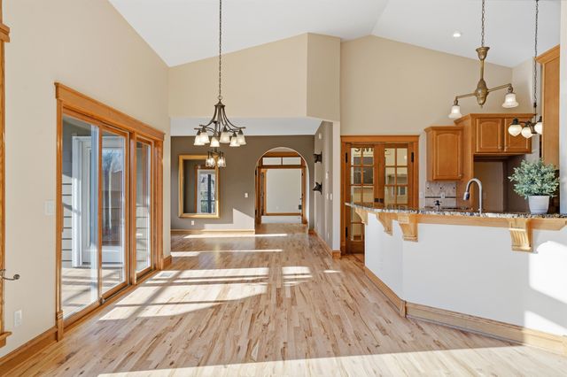 4702 GARDEN BROOK CT, Columbia, MO 65203